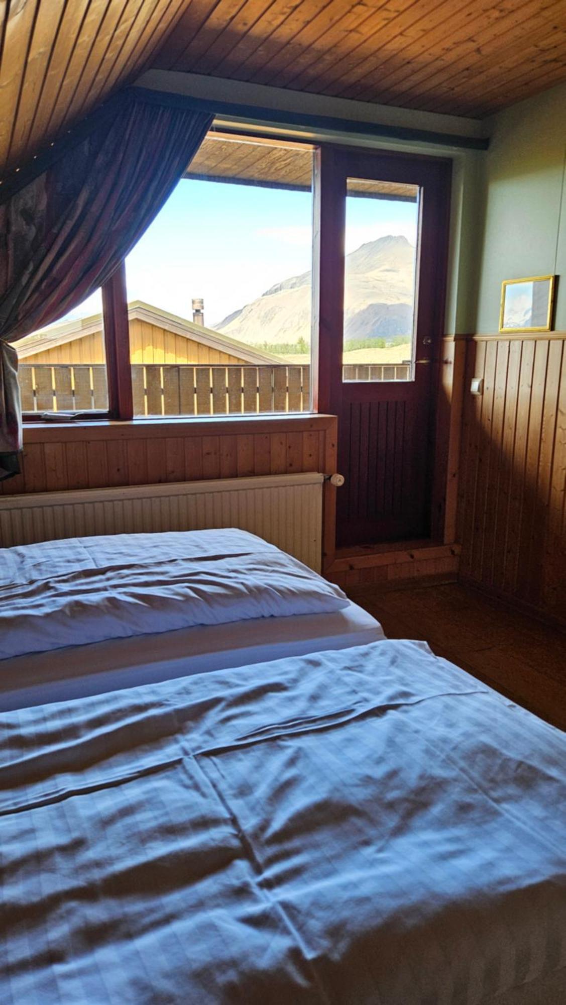 Hótel Arnanes Country 3*